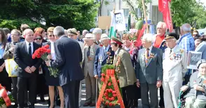 С войнишка дажба от водка и елдена каша бе почетен Денят на победата