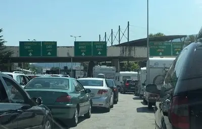 Тестват всички на ГКПП "Кулата" заради COVID-19 на остров Тасос