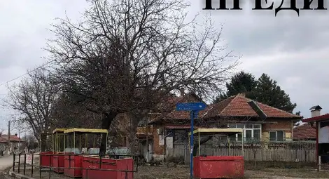 Пазарът в Мартен вече посреща клиенти