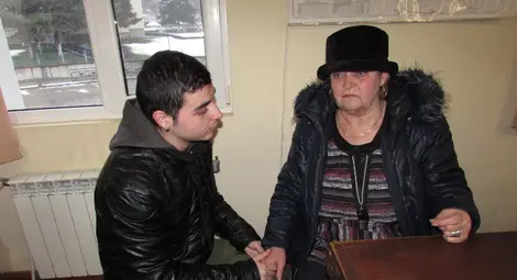 Татяна Иларионова със сина си Владимир. Снимка: Архив &bdquo;Утро&ldquo;