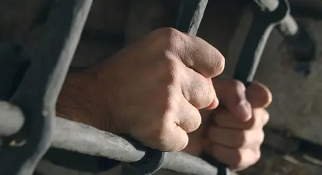 Турчин в ареста за пренебрегнати призовки за катастрофа в Босна