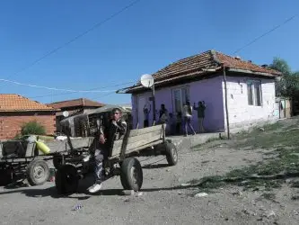 Започва премахването на ромските постройки в Гърмен Започва премахването на ромските постройки в Гърмен