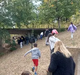 Областна администрация – Русе получи сертификат за принос при организирането на Европейския ден на спорта в региона. Тази година в инициативата се включиха близо 3000 деца Областна администрация – Русе получи сертификат за принос при организирането на Европейския ден на спорта в региона. Тази година в инициативата се включиха близо 3000 деца