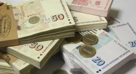 Над 39 000 души със заплата над 5000 лв. на месец