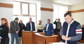 Наказателната акция срещу „неправилните“ кметове във Ветовско стигна до съда