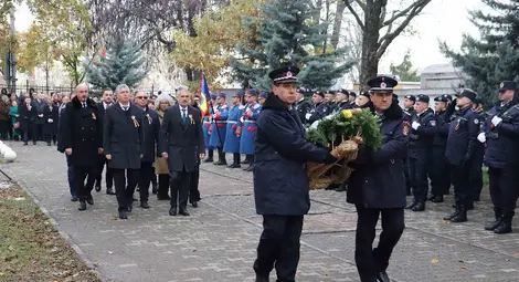 Данаил Ковачев и Георги Георгиев присъстваха на парад в Гюргево по случай Националния празник на Румъния