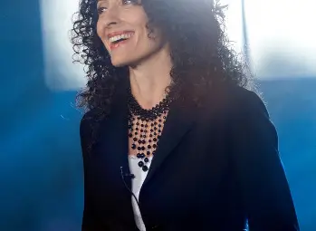 Заки вечеря с момичетата, Саня води момчетата „зад кулисите” на продуцентския бизнес Заки вечеря с момичетата, Саня води момчетата „зад кулисите” на продуцентския бизнес