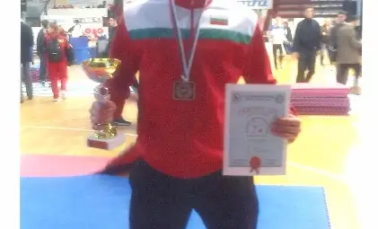 Двемогилски каратист с бронз за България