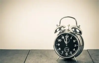 Местим стрелките с един час напред на 29 март