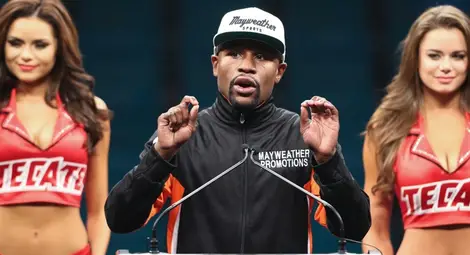 Люис: Мачът между Мейуедър и Макгрегър е фарс