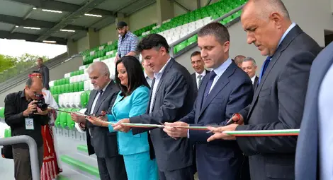 Феновете на ЦСКА: С нашите пари се строи стадион на отбор без нищо