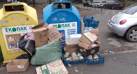 Блок &bdquo;Козница&ldquo; подозира супермаркет за всекидневни купища боклук на тротоара