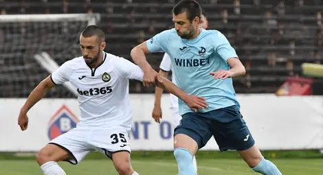 Трима юноши с шанс за втори мач срещу &bdquo;Славия&ldquo; за три дн