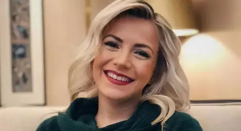 Коледната елха ще засияе в сряда, Русе посреща Нова година на площада с Поли Генова и &bdquo;Сода Акустик&ldquo;