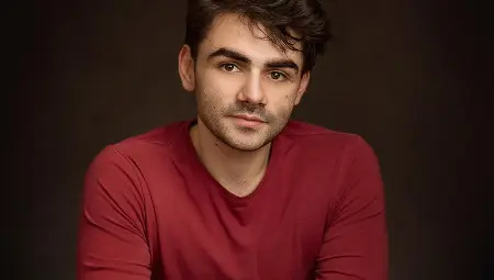 Актьорът от Куклен театър-Русе Серджио Авакян с номинация за награда „Сивина“ Актьорът от Куклен театър-Русе Серджио Авакян с номинация за награда „Сивина“