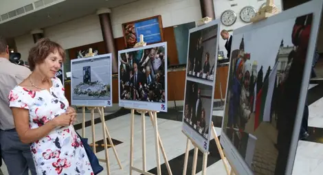 10 ноември 1989 г.- краят на една епоха и началото на друга