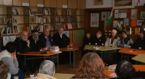 Молитва "Отче наш" отвори прозорец към вярата в Нова Черна