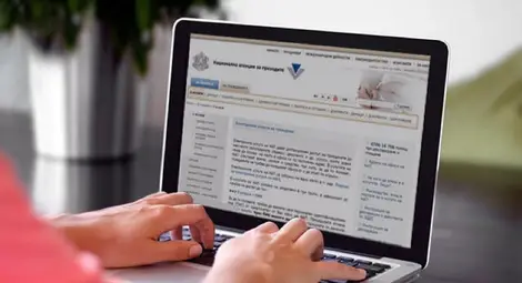 Самоосигуряващите се подават само по  интернет декларацията за авансов данък