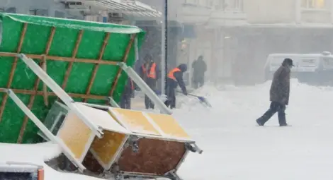 Кайнарджа откъсната от света, влакът от Силистра замръзна