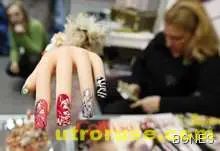 Постоянното лакиране на ноктите е вредно