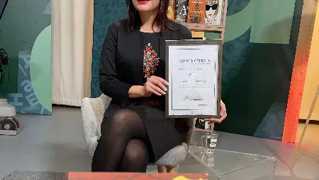 Зрителите на &bdquo;Библиотеката" по БНТ 1 избраха  "Глина&ldquo; на Виктория Бешлийска за книгата на 2021 г.