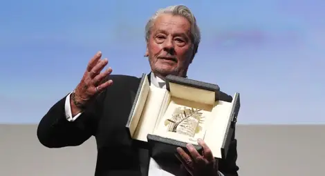 Ален Делон със &ldquo;Златна палма&rdquo; за цялостно творчество