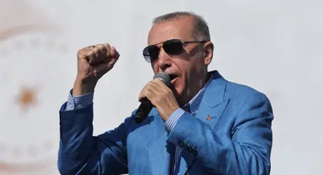 След 20 години управление ще остане ли Ердоган на власт?