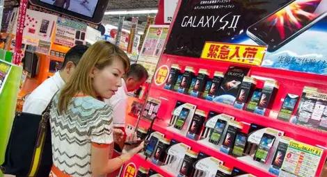 Японците изговорили по телефона 260 000 години само за 365 дни