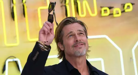 Брад Пит скъса с немския модел Никол Потуралски