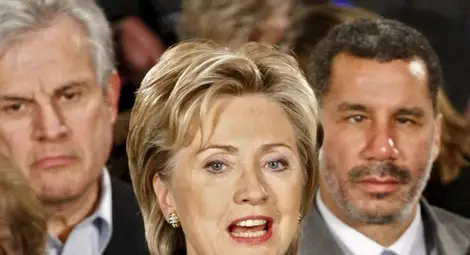 Хилари Клинтън на първа предизборна обиколка с микробус Хилари Клинтън на първа предизборна обиколка с микробус