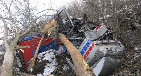 Шофьор се бори за живота си след зверски удар преди кръговото в Бяла