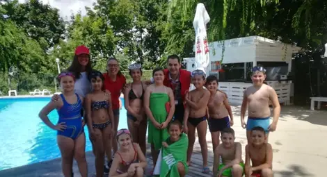 Летен урок по водно спасяване  имаха второкласници от &bdquo;Йовков&ldquo;