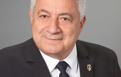 Акад. Белоев избран за председател на Общинския съвет в Русе