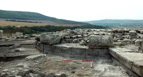 Проучването на Кале Широково: Разкритата фортификация смайва със своите размери и техника на градеж