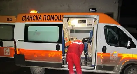 Съседи спасиха живота на 60-годишен мъж