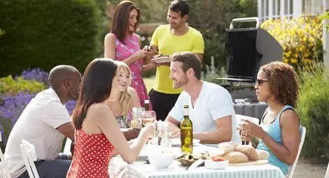 Един от всеки петима смята, че жените са подчинени на мъжете