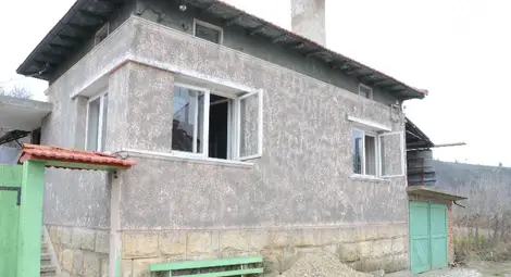 Тъща подозира зетя в поръчка на стрелба и палеж на дома й