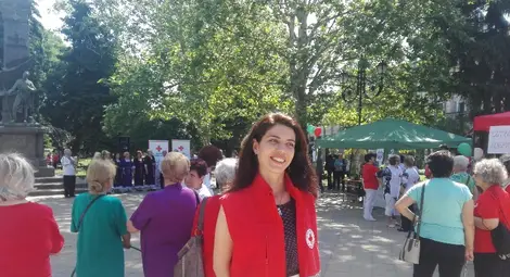 Възрастните доброволци на БЧК: 