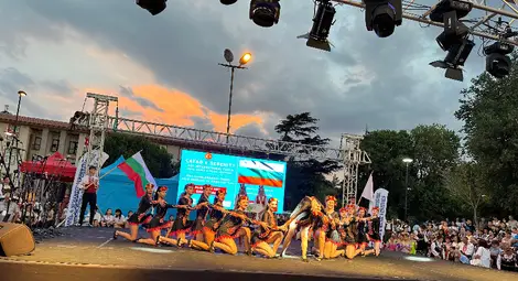 Блестящо представяне на ТС &bdquo;Импулс&ldquo; и ФТС &bdquo;Зора&ldquo; на фестивал в Чанаккале