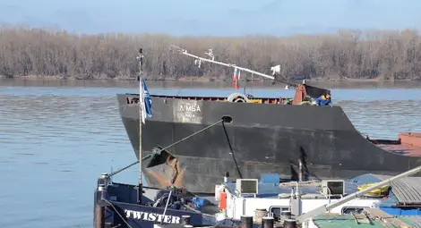 Двама украински моряци паднали в Дунав, докато си правят снимки