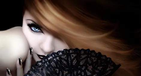 Прелъстителки: Вижте кои са трите зодии, по които мъжете си губят ума