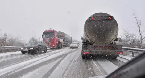 Тежка верижна катастрофа на магистрала "Хемус"