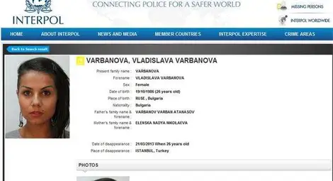 Мистерия с издирвана от Интерпол русенска красавица - хем я търсят, хем била открита /галерия/