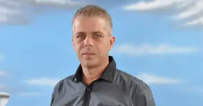 Ресторантьор влиза в местната власт с фраза на Бил Клинтън