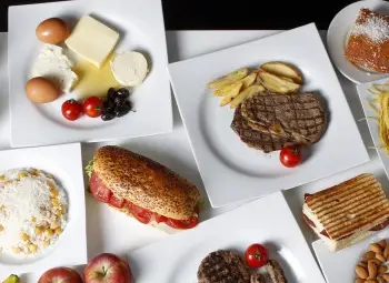 За да избегнете киселините, не посягайте към тези храни