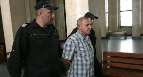 Задържаният за убийство управител на Фонд "Научни изследвания" остава в ареста /галерия/