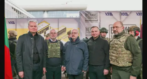 Президентите на Полша, Литва, Латвия и Естония пристигнаха в Киев