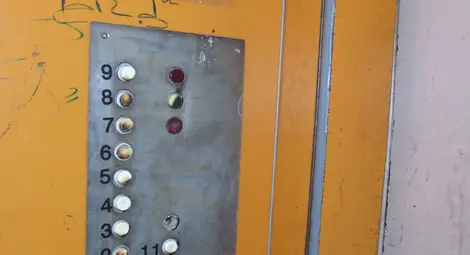 Повече от 80 000 асансьора в Бълагрия са опасни