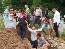 Погребват жертвите от потопа във Варна