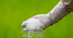 Минерални торове за първи път излизат на стоковата борса